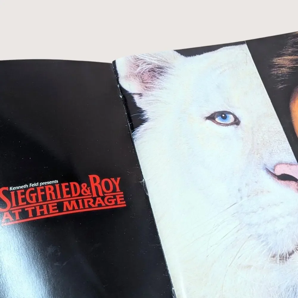 Vintage Siegfried and Roy Mirage Souvenir Program Book